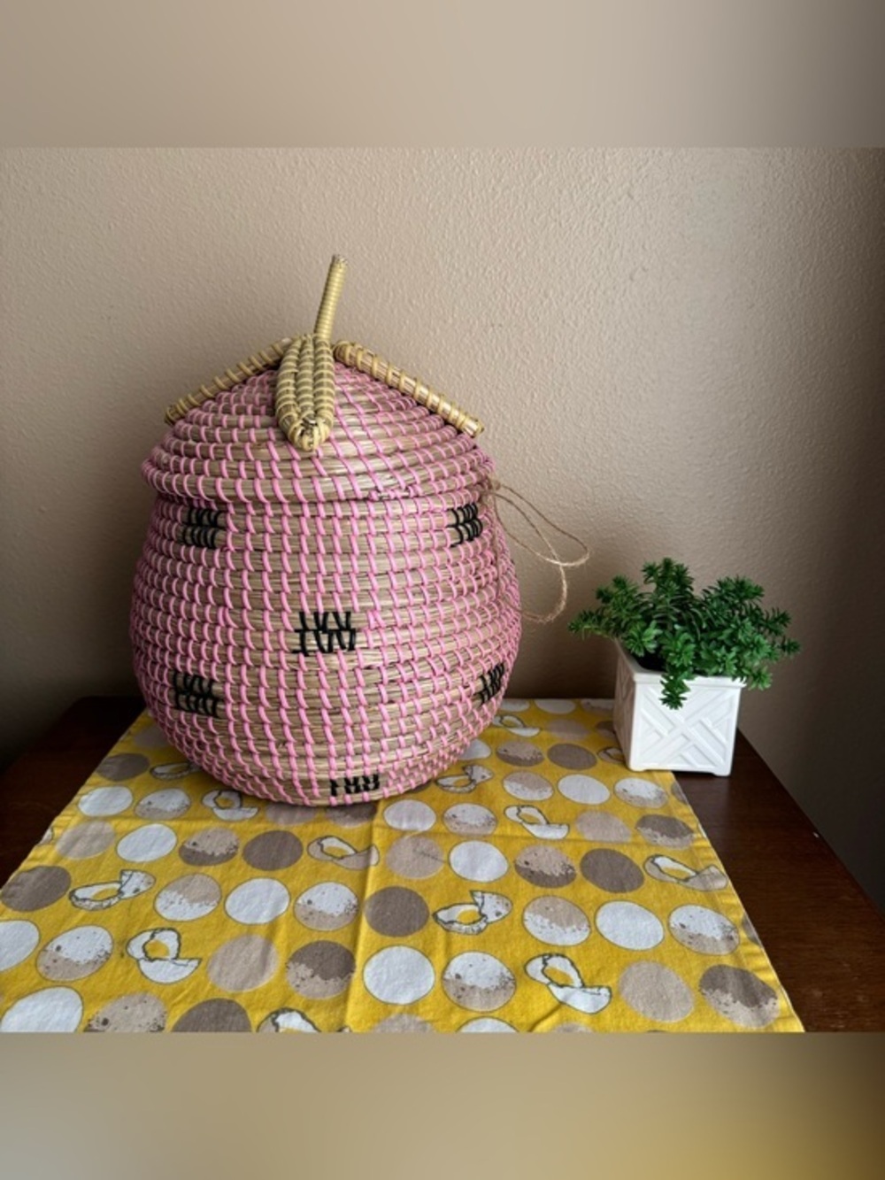 Large wicker coiled strawberry basket with lid